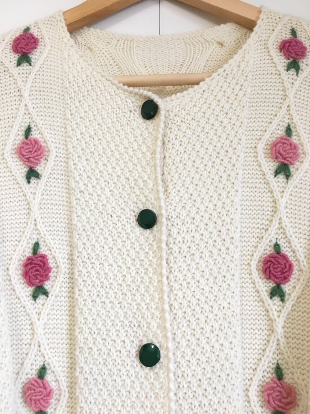 Vintage Hand-Knit 3D Rose Cardigan Sweater Cream Cottagecore Mori Kei - Picture 6 of 16